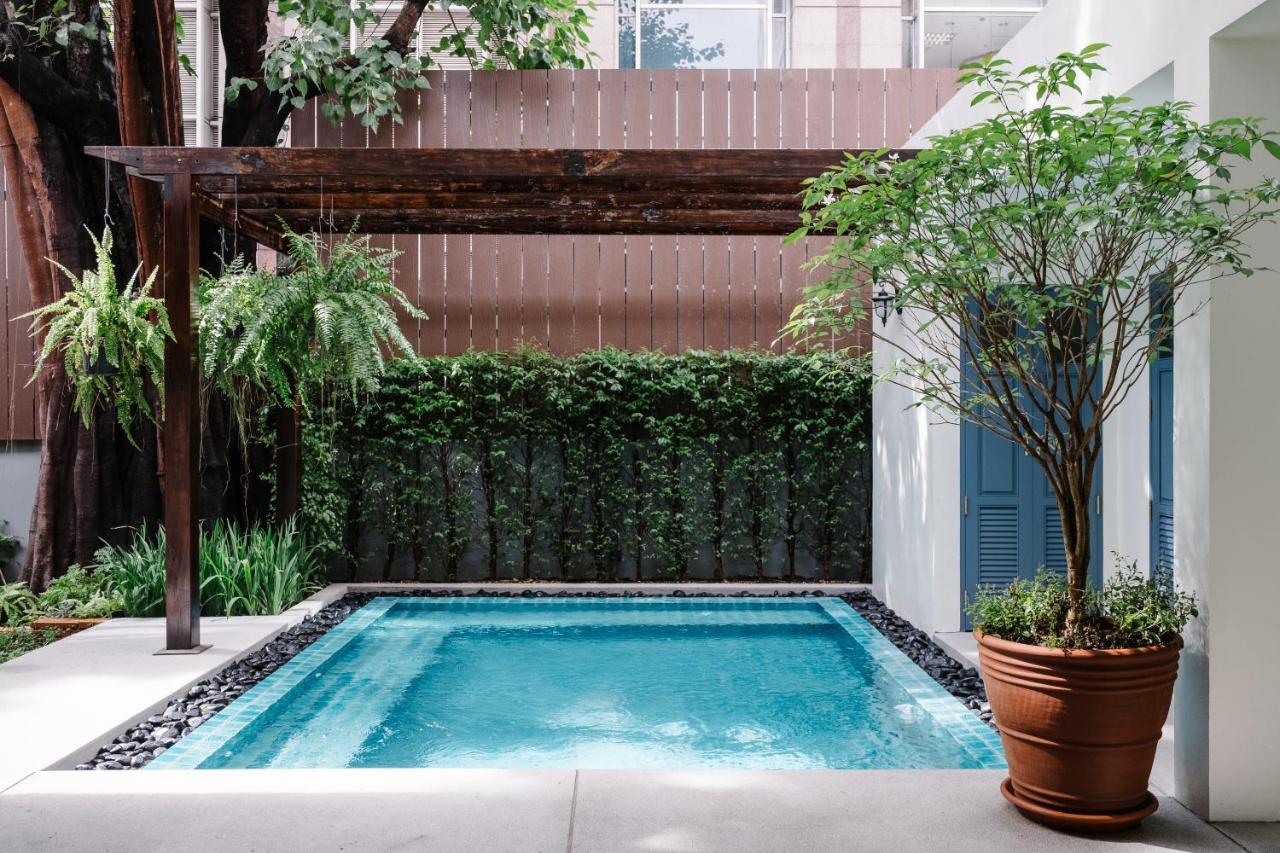Baan Vajra Hotel Bangkok Exterior photo